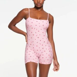 SKIMS SOFT LOUNGE SCOOP ONESIE | CHERRY BLOSSOM PRINT
